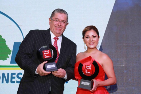 FOTOGALERÍA: Así se vivió la gala de Los Mejores Lugares para Trabajar en Centroamérica 2020
