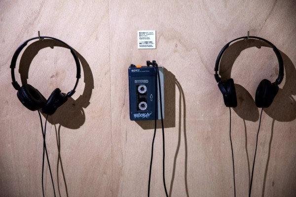 El legendario Walkman sigue sonando en su 40º aniversario