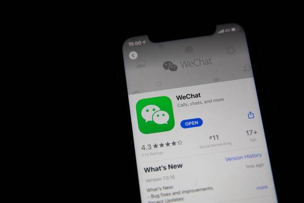 <i>Fotografía de archivo de la aplicación WeChat. EFE/EPA/ROMAN PILIPEY</i>
