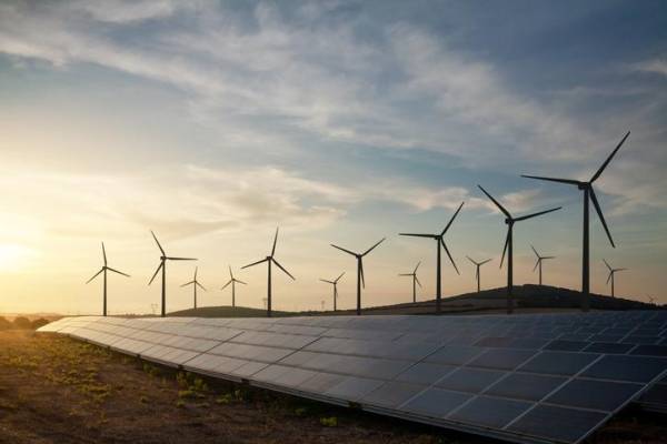AIE: Se invierten US$1,70 en energía limpias por cada dólar en fósiles