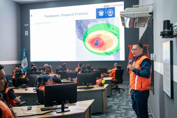 <i>Ante los recientes avisos emitidos sobre el incremento de lluvias asociado a la Tormenta Tropical Cristina, se hace un llamado a turistas a mantenerse informados y actuar con sus desplazamientos y actividades. Foto de cortesía</i>