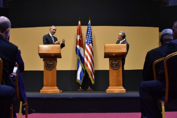 Obama y Castro celebran 'nuevo día' en relaciones EEUU-Cuba