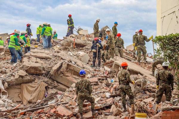 <i>El banco BBVA estimó que los daños materiales directos por el terremoto de magnitud 7,4 de la semana pasada en Colombia se situarán entre los 20 y los 30 billones de pesos (US$6.378 y US$9.567 millones). Foto de cortesía</i>