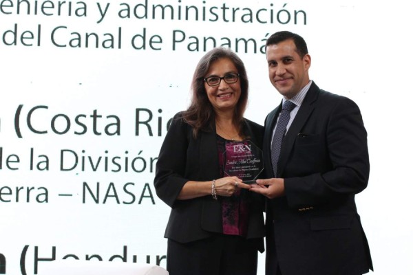 Centroamericanas Desafiantes Sin límites: Mujeres que soñaron con la luna…y volaron mucho más alto