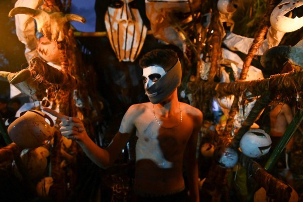 'La Calabiuza', festividad que se impone a Halloween en El Salvador