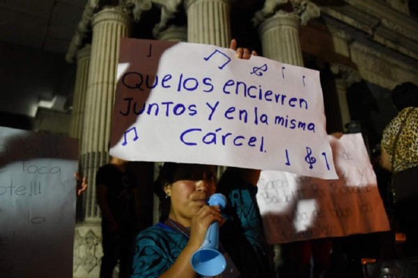 Riesgo de ruptura institucional en Guatemala, un escenario que anticipó EyN