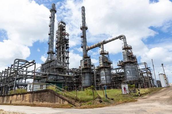 La escasez de petróleo comienza a consolidar un escenario de caída significativa de la economía global. (Fuente: EFE)