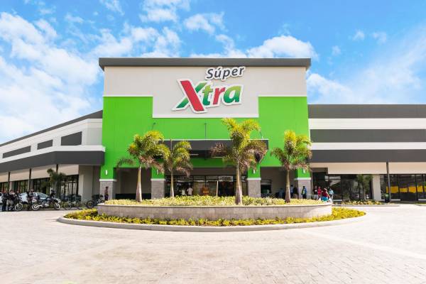 <i>La empresa cuenta con más de 36 años de trayectoria en Panamá y opera una red de más de 60 sucursales, bajo un modelo comercial enfocado en ofrecer productos a precios accesibles. (Foto: Cortesía)</i>