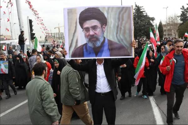 <i>Con la llegada de Mojtaba Jamenei, el conflicto se radicaliza y ante ello, el precio del petróleo refleja un US$120 por barril, niveles que no se veían desde 2022. (Foto: EFE)</i>