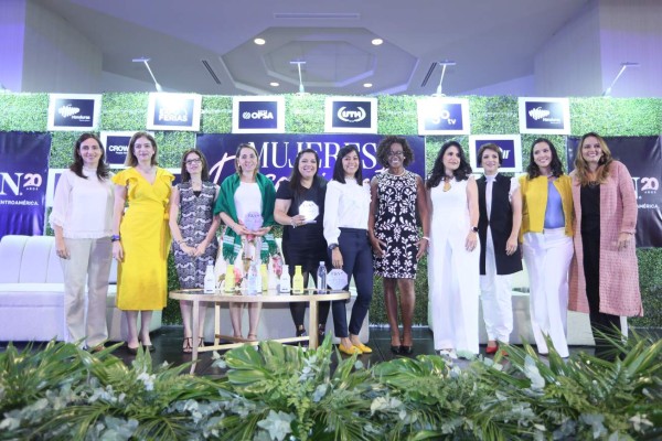 Foro Mujeres Desafiantes: Empresas con mujeres en sus juntas directivas son 84% más rentables