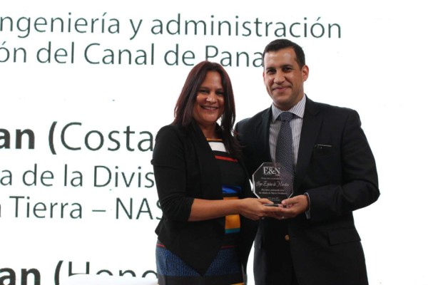 Centroamericanas Desafiantes Sin límites: Mujeres que soñaron con la luna…y volaron mucho más alto