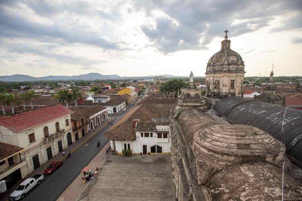 <i>Fotografía de archivo fechada el 27 de abril de 2024 que muestra la ciudad de Granada (Nicaragua). FOTO EFE/Stringer /ARCHIVO</i>