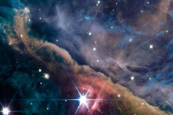 Telescopio Webb captura imágenes de nebulosa de Orión