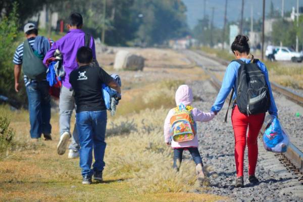 Harán mejoras a programa de acogida de menores de CA en EEUU