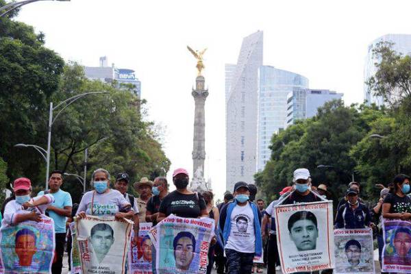 México: Militares fueron responsables de desaparecidos de Ayotzinapa