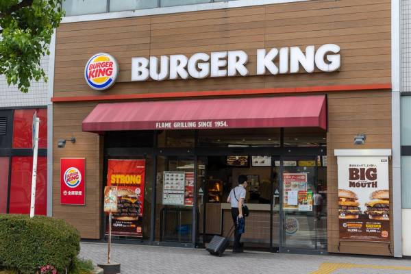 Burger King enfrenta demanda alegando que sus Whoppers son demasiado pequeños