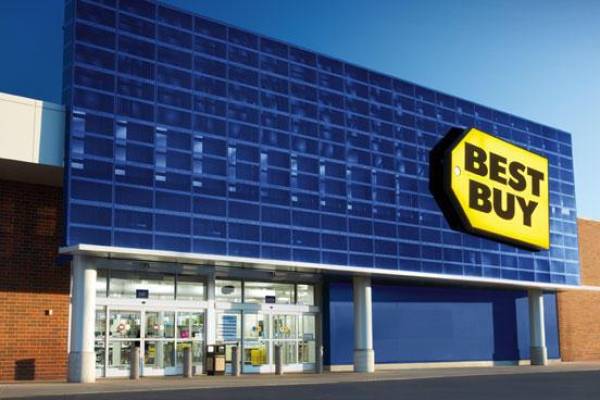 Best Buy despide empleados a medida que cambian las tendencias de compra