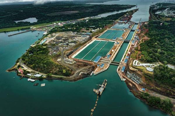 Canal de Panamá invertirá US$2.000 millones en proyectos de agua