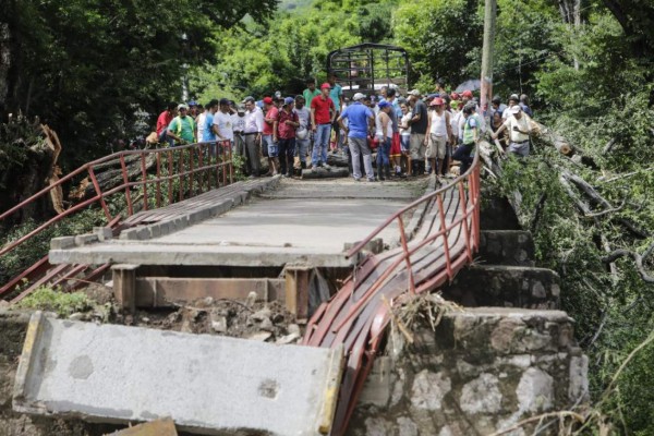 Temporal revive el fantasma del 'Mitch' en Honduras y Nicaragua