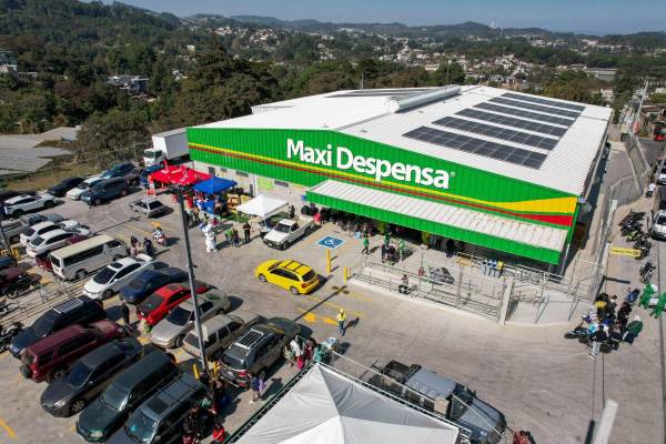 <i>La nueva tienda cuenta con más 1.600 metros cuadrados de construcción y ofrece una variedad de más de 7.500 productos. Foto de cortesía</i>