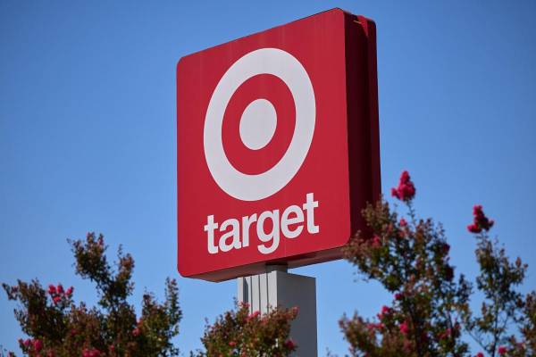 <i>Foto de archivo del logo de la empresa Target. EFE/ALLISON DINNER</i>