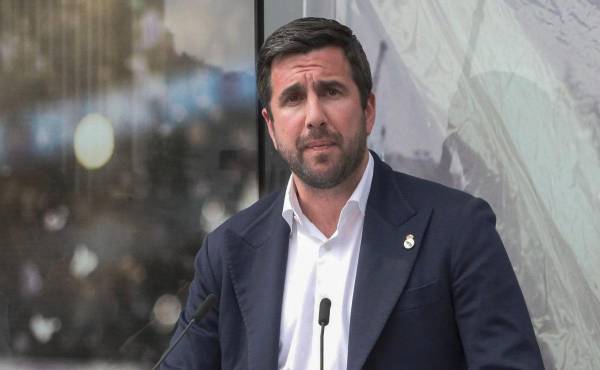 <i>Enrique Riquelme, excandidato a las elecciones a la presidencia del Real Madrid y presidente de COX. EFE/EFE-TV</i>