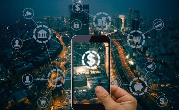 <i>Las estrategias de precisión continúan siendo la norma: soluciones hiperpersonalizadas, predicciones, análisis de grandes volúmenes de datos y expansión de servicios a clientes no bancarizados. Foto de iStock</i>