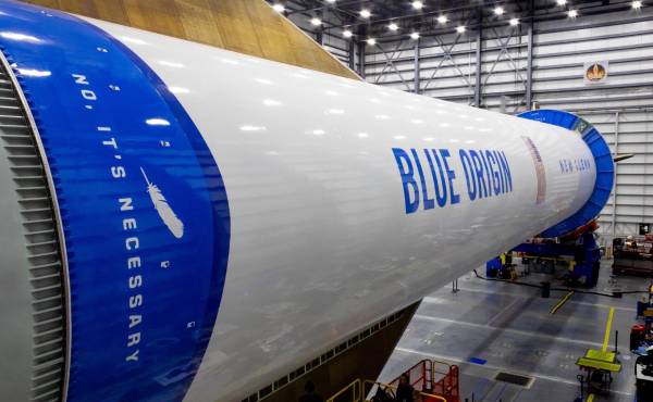 <i>Blue Origin aún no ha comunicado las causas del accidente, en el que no se registraron heridos pese a la enorme bola de fuego que envolvió el cohete y la zona de lanzamiento. Foto de cortesía</i>