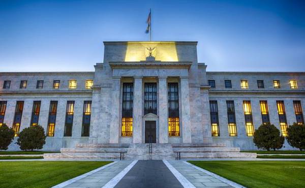 <i>La Reserva Federal de Estados Unidos incrementó los tipos de interés en un cuarto de punto. traveler1116 / Getty Images/iStockphoto</i>