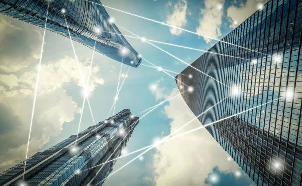 <i>Los bancos con mayor exposición a segmentos más riesgosos podrían experimentar mayor volatilidad en sus indicadores financieros, así como presiones en liquidez y capital. Foto de iStock</i>