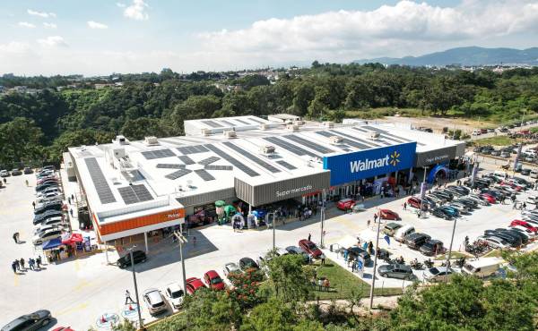 <i>Con una fuerza laboral de más de 37.000 asociados, Walmart se mantiene como uno de los principales empleadores de Centroamérica. Foto de cortesía</i>