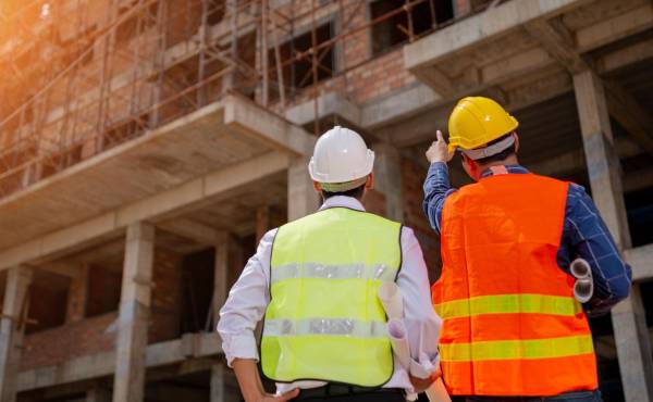 <i>Los bancos de El Salvador miembros de ABANSA cerraron el primer semestre de 2026 con activos que superaron los US$29,523 millones. Foto de iStock</i>
