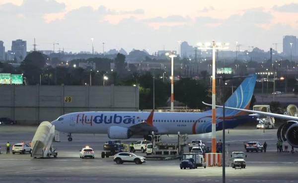 <i>El incidente involucró al vuelo </i><i><b>FZ1073 de Flydubai</b></i><i>, que había </i><i><b>partido de Emiratos Árabes Unidos con destino a Tel Aviv</b></i><i>. (Foto: EFE)</i>