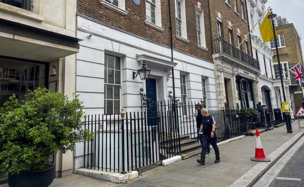 <i>Los Beatles tendrán por primera vez un museo en Londres, que estará situado en el edificio de la calle Savile Row, en pleno centro de la ciudad, donde la banda de Liverpool grabó su último álbum -Let it Be- y cantó en la azotea en el que también fue su último concierto juntos. El museo, anunciado en la web oficial del grupo, se llamará The Beatles en Savile Row, y será inaugurado en 2027 para que los seguidores del legendario cuarteto puedan disfrutar de esta experiencia. EFE/Luis Campello</i>