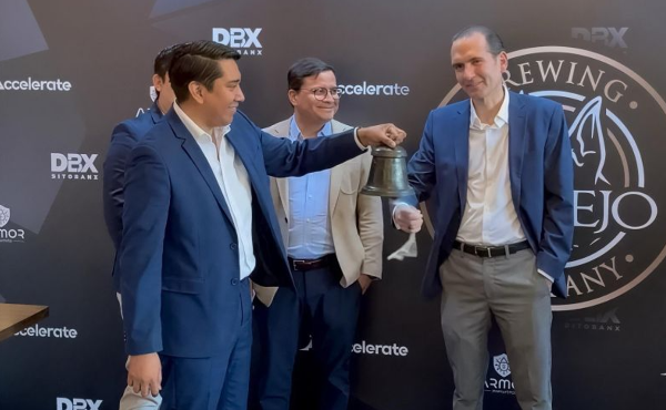 <i>La iniciativa, desarrollada en alianza con DitoBanx, Accelerate Law Firm y Armor Analytics, marca un precedente en la región al convertirse en la primera tokenización de deuda estructurada sobre una cadena alimenticia en El Salvador. Foto de cortesía</i>