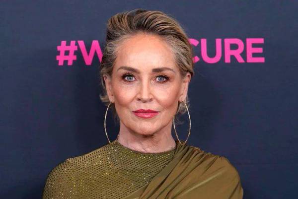 Sharon Stone: ‘Perdí la mitad de mi dinero en este asunto bancario’