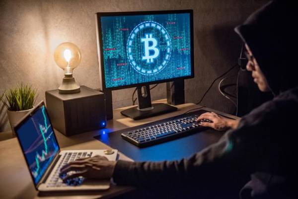 EEUU acusa a jefe de plataforma de criptomonedas por blanquear US$700 millones