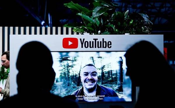 El 30% de los usuarios que consumen pódcasts lo hacen principalmente en video. (Foto: EFE)
