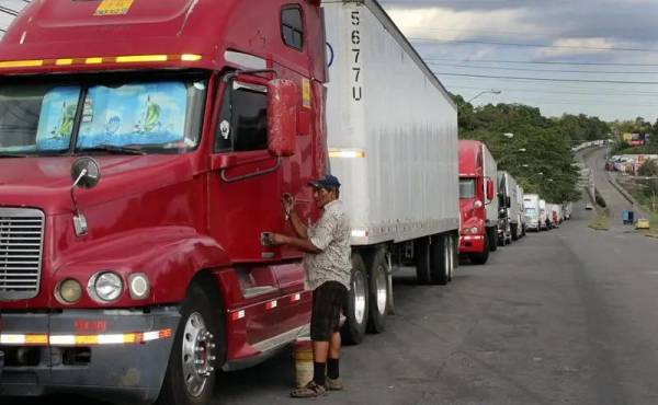 Guatemala: Comercio reporta 1.700 contenedores atrasados por mal estado de carreteras