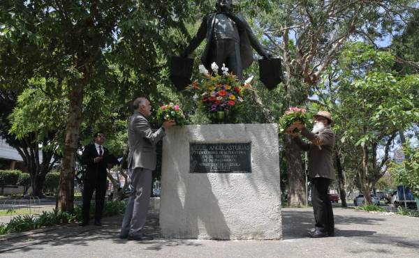 <i>El ministro de Cultura y Deportes, Luis Méndez Salinas, detalló que los restos del célebre escritor reposarán en el Centro Cultural que lleva su nombre en la capital guatemalteca. Foto de cortesía</i>