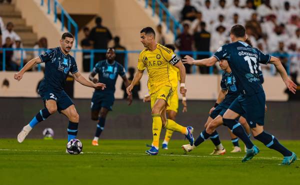 <i>El delantero portugués Cristiano Ronaldo anotó el gol que abrió el partido en el que Al Nassr se impuso por 2-0- Foto de cortesía</i>