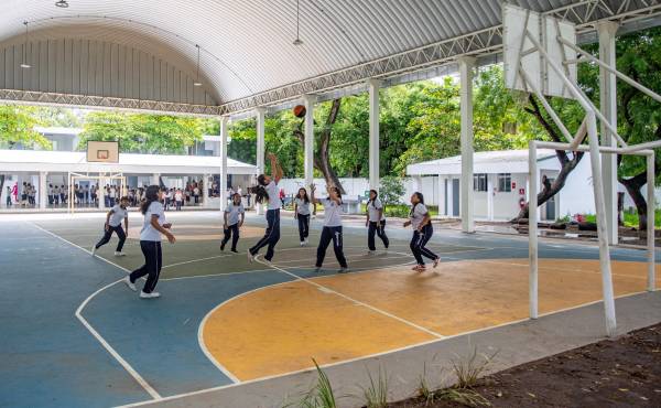 <i>A través de esta iniciativa, se renovarán alrededor de 1,700 aulas y se intervendrán más de 37,000 metros cuadrados en 10 departamentos. Foto de cortesía</i>