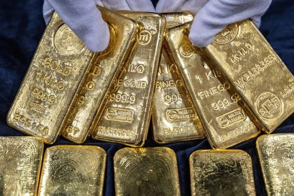 <i>El oro en 2025 no solo batió récords históricos, sino que redefinió su papel como activo estratégico en portafolios. (Fotografía: EFE)</i>