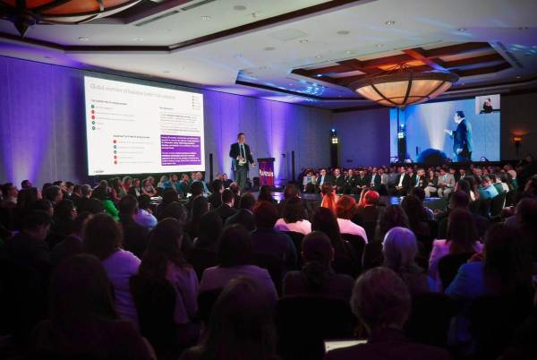 <i>La Estrategia 2026–2030 de CentraRSE se estructura en cinco ejes de transformación: liderazgo, negocio, sector, país y posicionamiento internacional de Guatemala.</i>