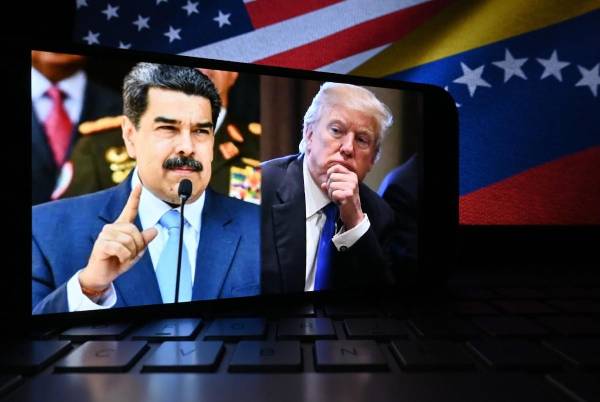 <i> “Vamos a vender el petróleo [venezolano]. Petróleo. Petróleo. Petróleo.”, admitió el presidente Trump, tras la captura de Nicolás Maduro, (Foto: Shutterstock).</i>