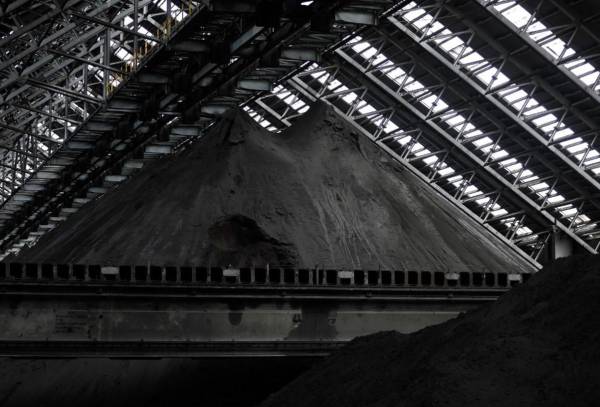 <i>Vista de la mina de cobre panameña de Canadian First Quantum en Donoso, Panamá, el 11 de enero de 2024. Después de que la Corte Suprema de Panamá declaró inconstitucional el contrato minero, provocando múltiples protestas en el país, First Quantum comienza un cierre ordenado de sus operaciones en Panamá. FOTO ROBERTO CISNEROS/AFP</i>