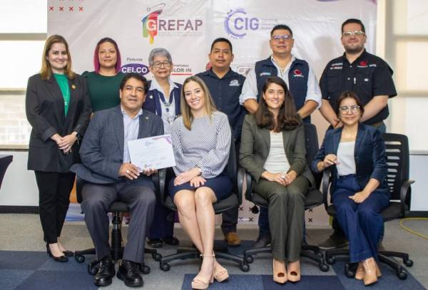 Guatemala: suscriben alianza para profesionalizar a pintores