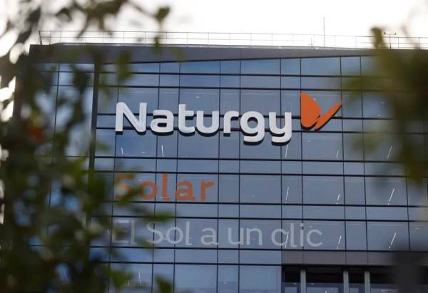 <i>Vista de la sede de la multinacional energética española Naturgy en Madrid, en una imagen de archivo. EFE/ Juan Carlos Hidalgo</i>