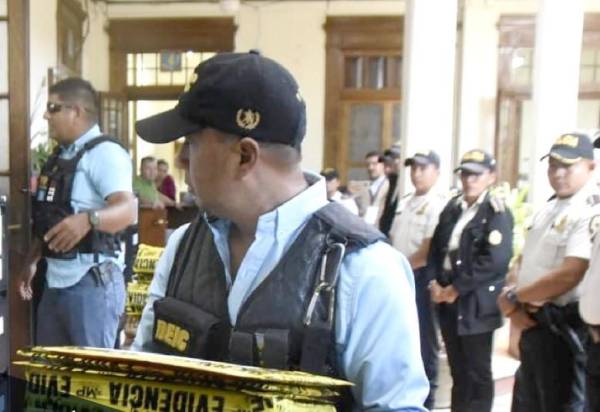 Guatemala: giran orden de captura contra Registradora de Ciudadanos en funciones