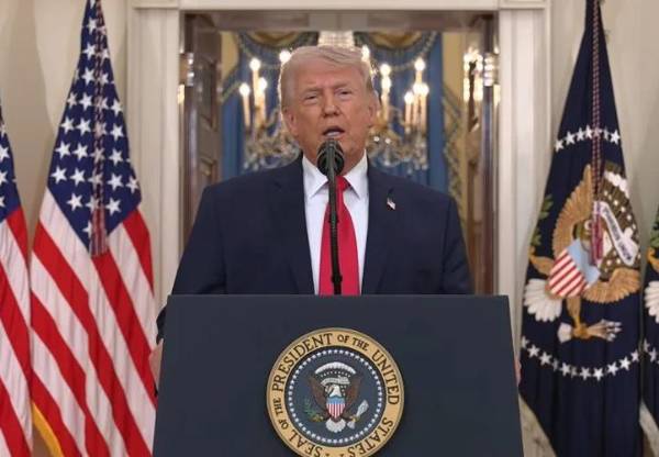 La lectura de fondo del discurso ofrecido por Trump apunta a una señal contundente: menos guerra larga, más presión energética global. (Foto: EFE)